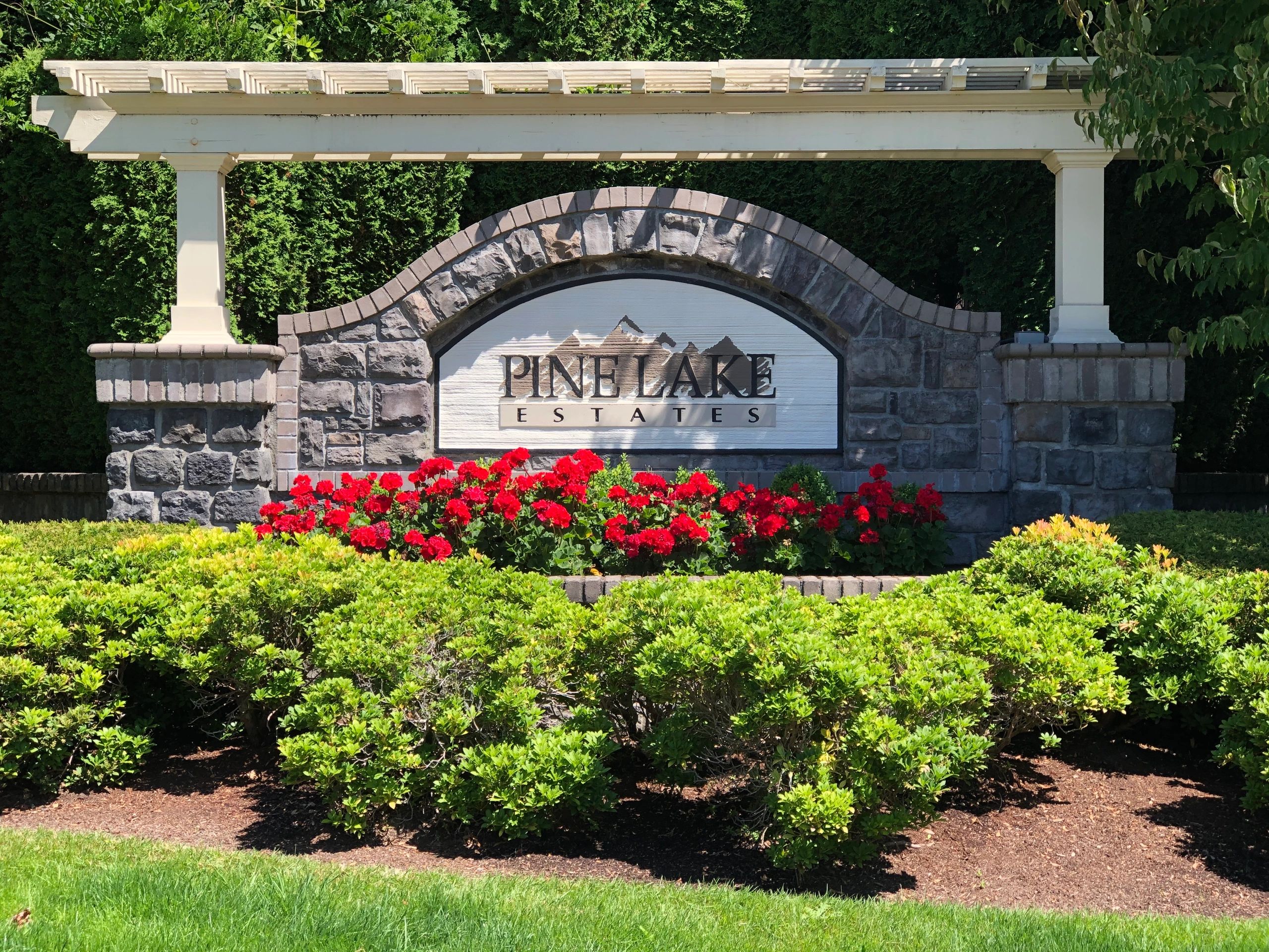 Pine Lake Homeowners Association